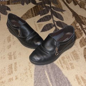 Adorable dress shoes